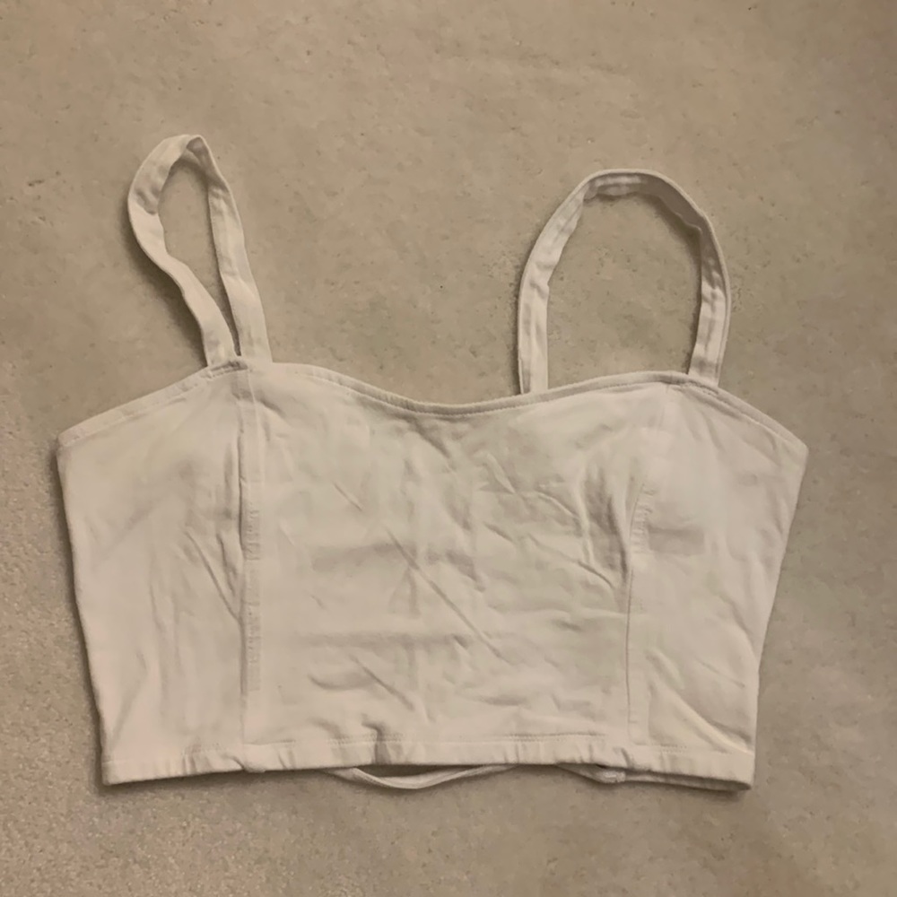 Garage white crop top